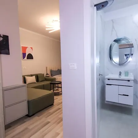Nazari 2 Apartment *