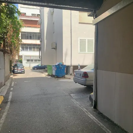 아파트 Nazari 2 티라나