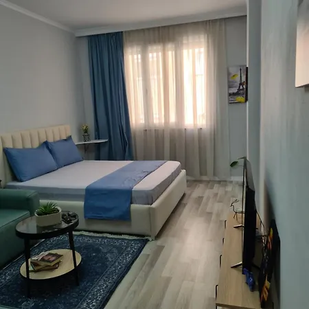 Nazari 2 * تيرانا